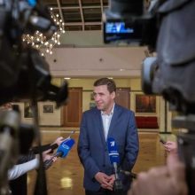 Евгений Куйвашев в режиме видеоконференции связался с лидером партии Дмитрием Медведевым