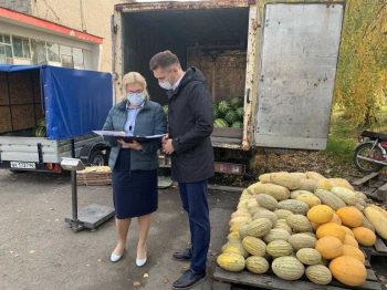 Сотрудники администрации проверили, как в Первоуральске соблюдают правила уличной торговли
