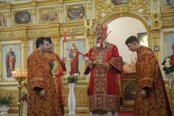 Уральцы смогут увидеть Пасхальное богослужение из храмов Свердловской области в эфире телеканалов и в интернете