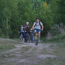 В Первоуральске прошел «Ночной велоквест»