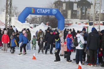 Первоуральцы приняли участие во всероссийской акции по конькобежному спорту «Лед надежды нашей-2024»