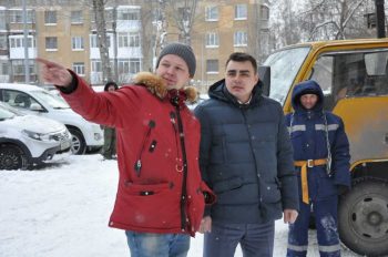 Замглавы Артур Гузаиров обязал управляющие компания в короткие сроки почистить дворы
