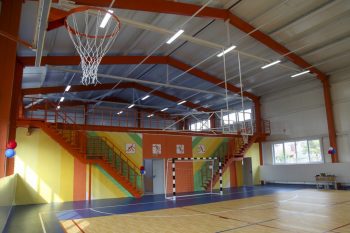Игорь Кабец открыл спортивный зал после завершения капитального ремонта в школе № 11