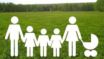 21 многодетная семья из Первоуральска уже получила социальные выплаты взамен земельного участка