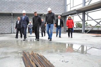 Глава Первоуральска и депутаты проинспектировали строительство и ремонт детских учреждений в Билимбае