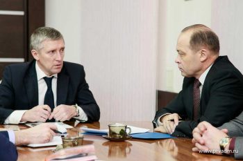 Министр промышленности Свердловской области Сергей Пересторонин посетил  Первоуральск с рабочим визитом
