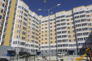 Минстрой совместно с ОНФ и администрацией Первоуральска осмотрели квартиры, куда вскоре переедут жильцы аварийных домов