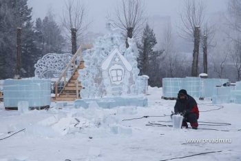 Ледовый городок в Парке новой культуры готов на 60%