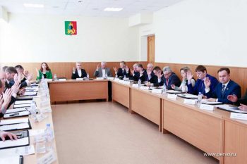 Депутаты городской Думы объявили конкурс на должность главы Первоуральска