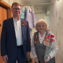 Игорь Кабец лично поздравил ветеранов в преддверии Дня Победы