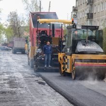 В городском округе Первоуральск продолжается дорожная кампания