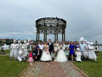 Торжественная церемония бракосочетания состоялась на Набережной Нижне-Шайтанского пруда