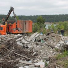 В Первоуральске ликвидируют несанкционированные свалки мусора