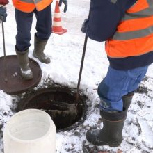 На сетях водоотведения Первоуральска устанавливают ловушки от засоров