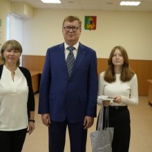 В День Конституции первоуральцам вручили первые паспорта