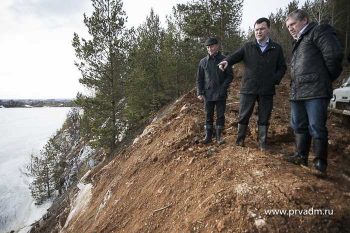 Из Галкинского карьера начали откачивать воду