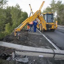 В Первоуральске проводят проверку всех опор наружного освещения.