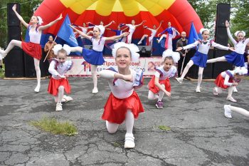 В Первоуральске отметили День России