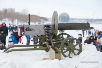 Красноамейцы против белочехов: В Первоуральске воспроизвели бой 100-летней давности