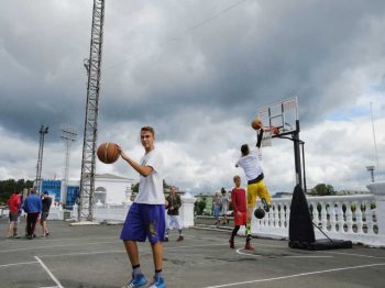 В Первоуральске отметили День физкультурника