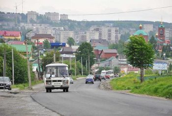 На улице Орджоникидзе в Первоуральске установят 66 новых опор освещения