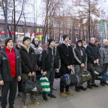 Призывники этой осени: первоуральцы отправились на военную службу по призыву