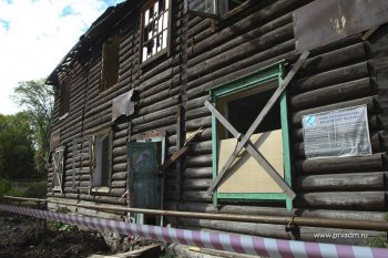 В Первоуральске еще на один ветхий дом стало меньше 