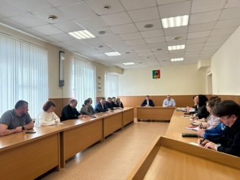 Игорь Кабец дал поручения по проведению месячника чистоты в Первоуральске