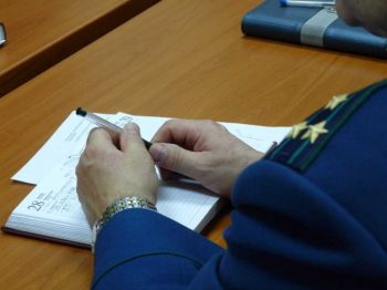 Проведение «прямой линии» с гражданами по вопросам противодействии коррупции