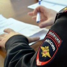 Сотрудники полиции города Первоуральска призывают граждан своевременно оплачивать штрафы