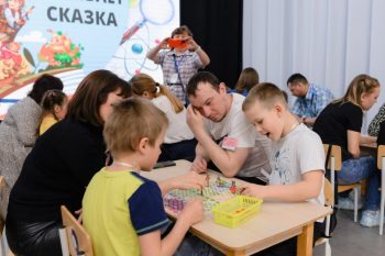 В городском округе Первоуральск состоялся IV Областной Фестиваль интеллектуального творчества «Мир науки для семьи открывает сказка»