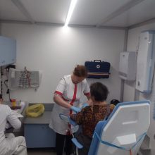 Несколько десятков жителей Магнитки прошли обследование во время праздника двора