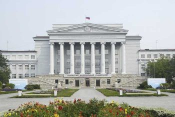 ВУЗы выделят места для первоуральских выпускников