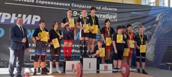 Турнир памяти чемпиона мира Василия Колотова завершился в Первоуральске