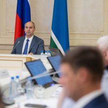 Денис Паслер поручил усилить безопасность объектов, задействованных в проведении Единого дня голосования