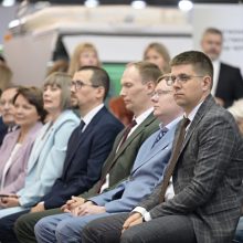 Денис Паслер вручил премии имени Черепановых выдающимся инженерам Свердловской области