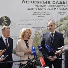 Денис Паслер представил Татьяне Голиковой Михаилу Мурашко возможности первого на Урале Центра медицины здорового долголетия