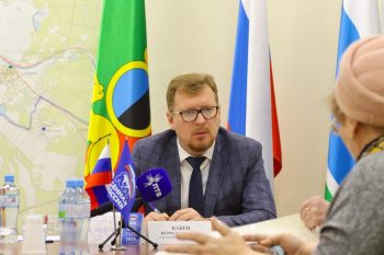 Глава Первоуральска провёл приём граждан и обсудил вопросы реализации коммунальных, социальных и образовательных проектов