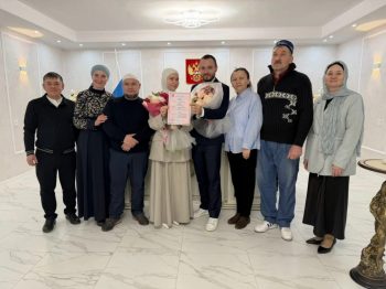 Фестиваль национальных свадеб в Свердловской области объединил торжества в честь молодоженов и юбиляров