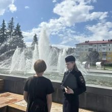 В Первоуральске в рамках мероприятия «Комендантский патруль» выявлены дети, купавшиеся в фонтане
