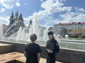 В Первоуральске в рамках мероприятия «Комендантский патруль» выявлены дети, купавшиеся в фонтане