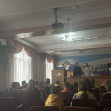 В Первоуральском ОВД прошла экскурсия для воспитанников детского лагеря «Планета счастья» в рамках акции «Один день с полицией России»