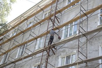 В этом году в Первоуральске по программе капремонта отремонтируют 51 дом. Адреса