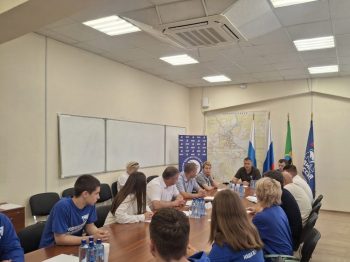 Поддержка жителей и работа волонтеров