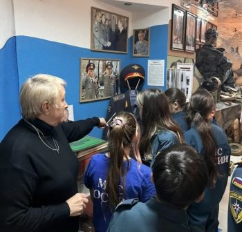 Из первых уст и по экспонатам: как в Первоуральске школьникам открывают мир службы в полиции