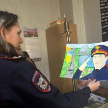 Первоуральск: детские рисунки показали, какой видят полицию юные горожане