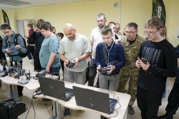 Первоуральск стал площадкой окружных соревнований по управлению беспилотниками